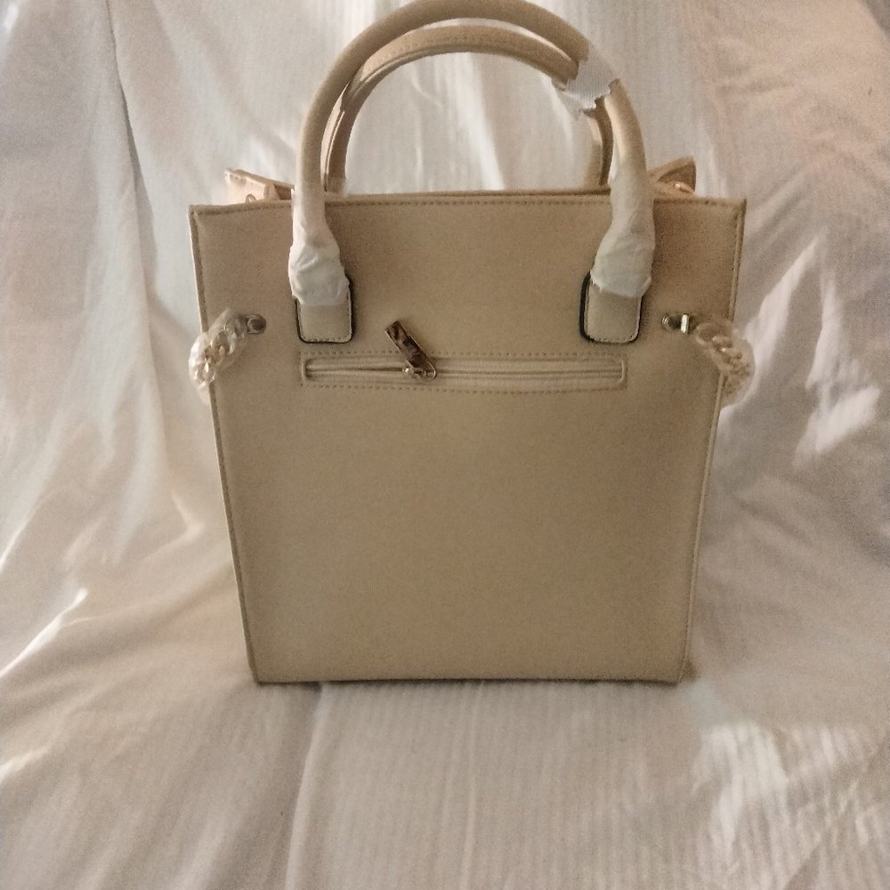 Woman's Handbag